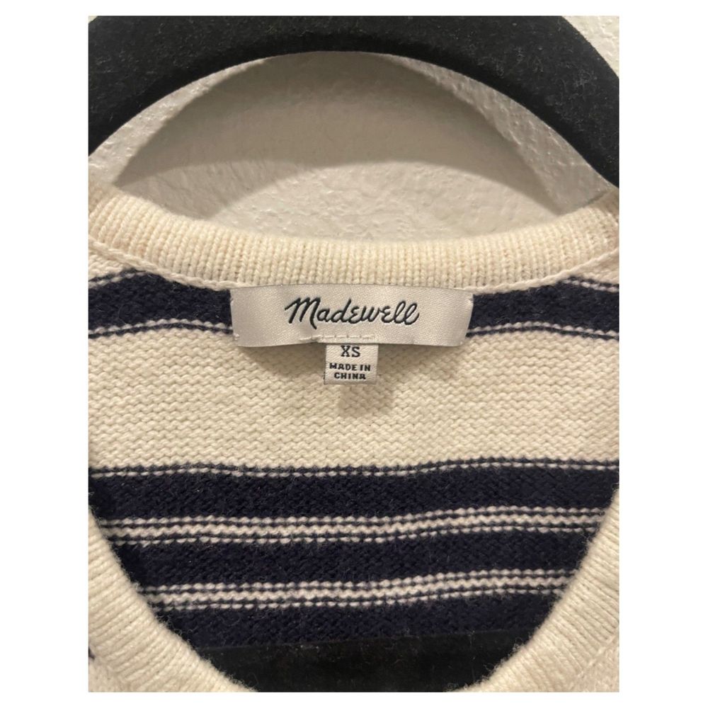MADEWELL Stripe-Play Sleeveless Sweater Tank Bright Ivory Navy - Picture 4 of 5